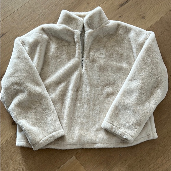 Faux Fur Pullover - Picture 1 of 3